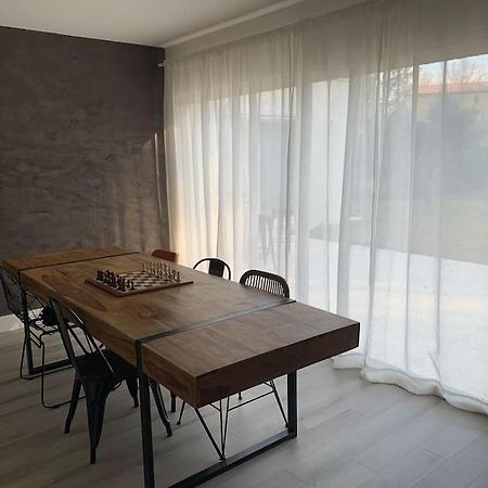 Villa Familiale 9 Pers Cabries Entre Aix Et Marseille 5 Min Gare Aix Tgv 15 Min Aeroport Mp Exterior photo